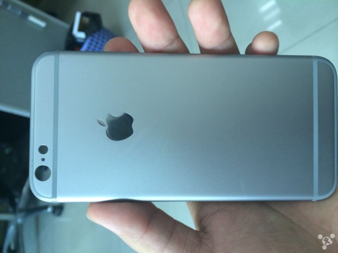 photo of This May Be The Best Look Yet At The New iPhone image