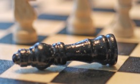 chess-king-falls