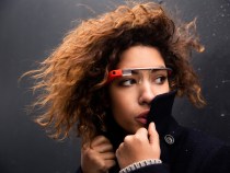 Google-Glass-Girl-Model-HD-Wallpaper