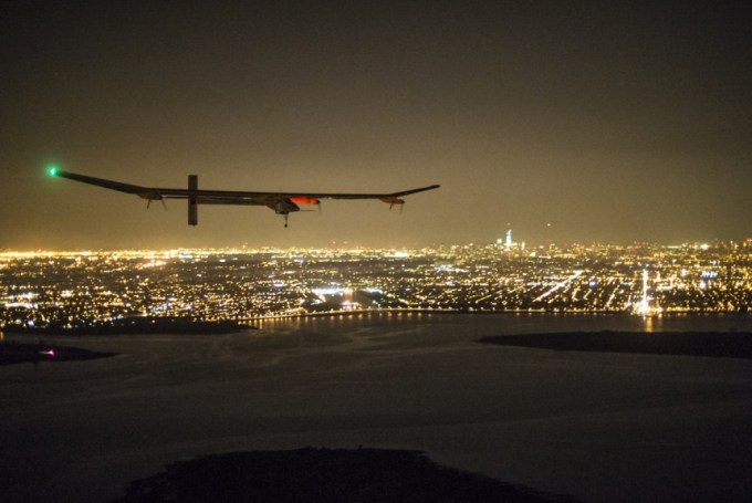 Across America 2013: Final leg from Washington DC. to New-York City. Final Approach  Solar Impulse |Revillard| Rezo.ch