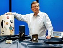 BILL GATES SHOWS NEW SMART PERSONAL OBJECTS TECHNOLOGY