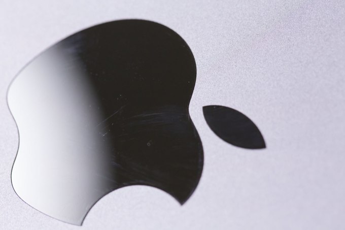 shiny-apple-logo