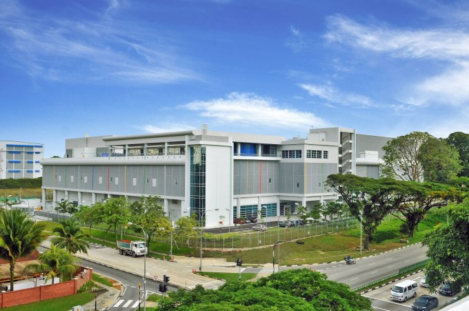 google data center in singapore