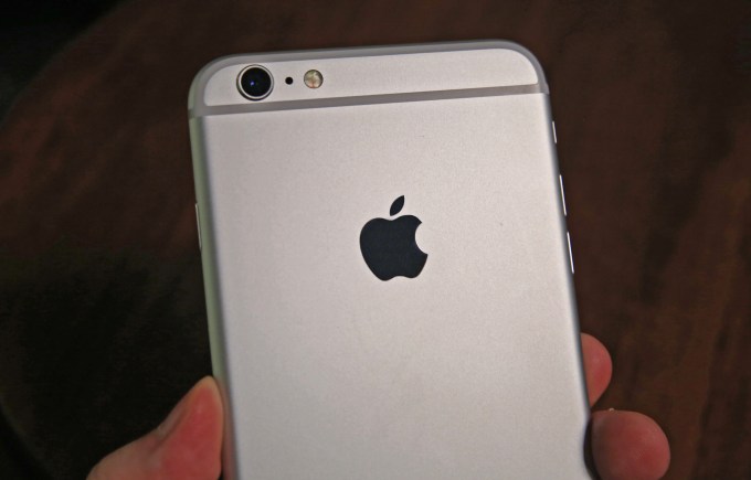 iPhone 6S Plus Rear 2