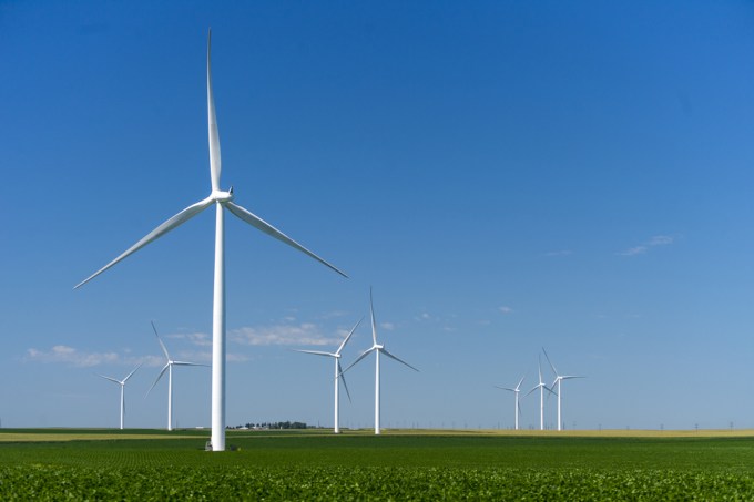 iowa farm wind energy