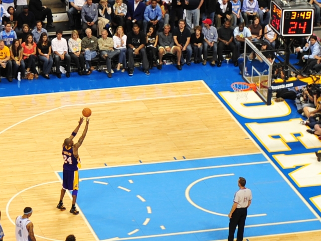 photo of Kobe Bryant Announces NBA Retirement Over Twitter image