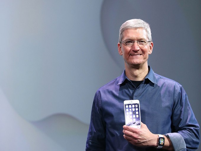 CUPERTINO, CA - SEPTEMBER 09:  Apple CEO Tim Cook models the new iPhone 6 and the Apple Watch during an Apple special event at the Flint Center for the Performing Arts on September 9, 2014 in Cupertino, California. Apple unveiled the Apple Watch wearable tech and two new...      </div>
  <div>
    </div>
    <div><a href=