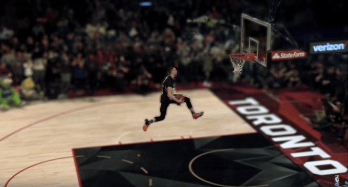 Slam dunking NBA player caught in mid-air using 3D broadcasting technique from Relay Technologies