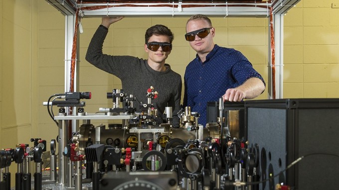 AI learns and recreates Nobel-winning physics experiment