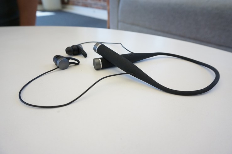 First look: LifeBEAM&#8217;s artificially intelligent headphones offer a &#8220;Her&#8221; workout