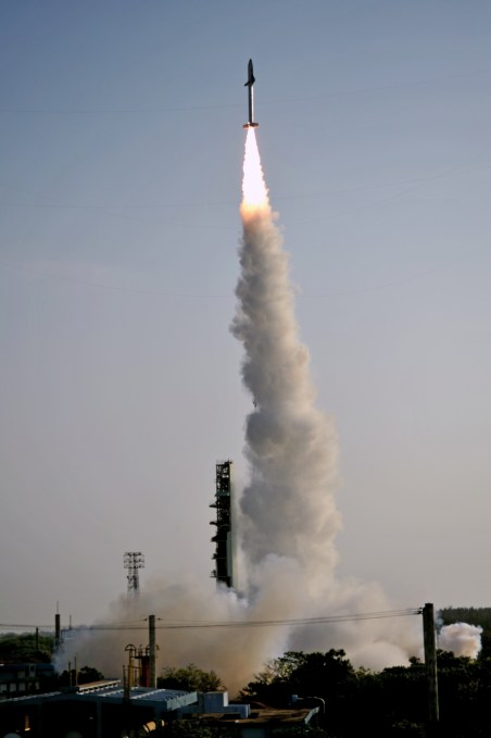 HS9 solid rocket booster carrying RLV-TD lifting off from the First Launch Pad at Satish Dhawan Space Centre, Sriharikota / Image courtesy of ISRO