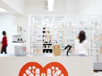 Capsule launches to reinvent the pharmacy, complete with med delivery