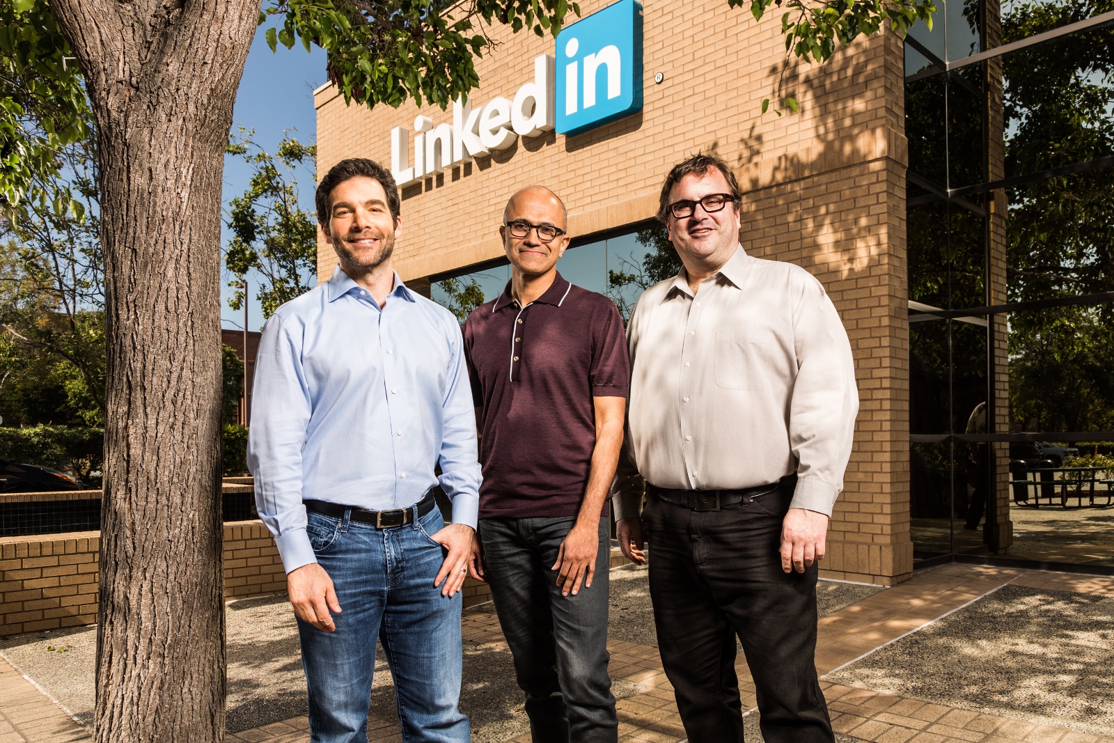 Microsoft to buy LinkedIn for $26.2B in cash, makes big move into enterprise social media
