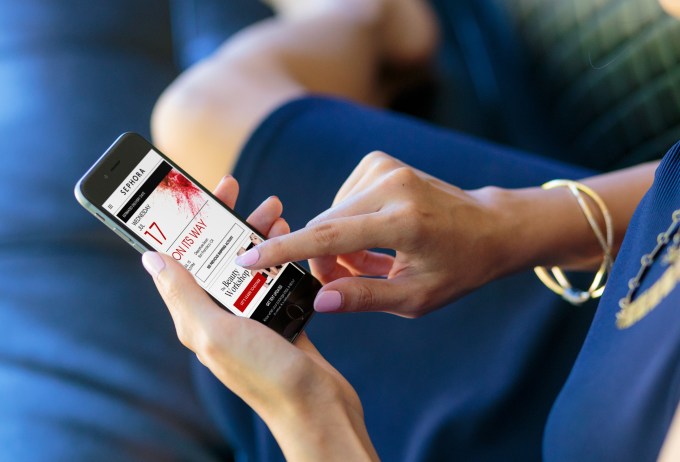 A Sephora customer tracks their order with a Narvar-powered app.