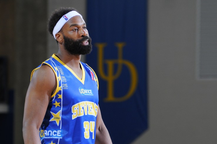 NBA all-star Baron Davis wants to prep athletes and entertainers for the startup game