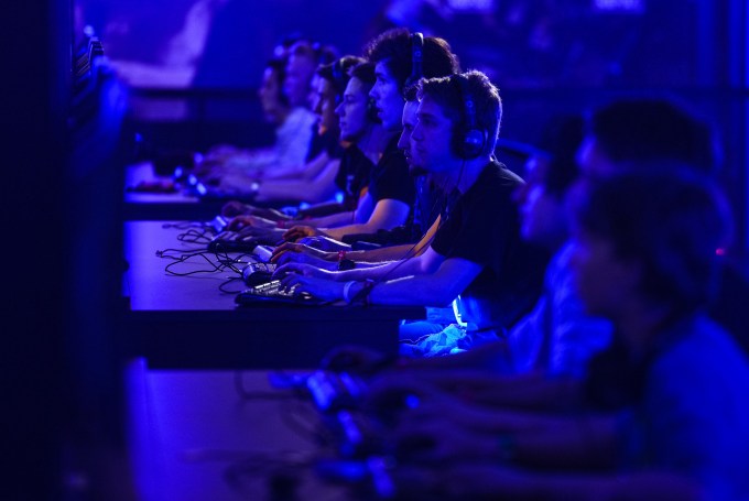 COLOGNE, GERMANY - AUGUST 05:  Visitors try out the massively multiplayer online role-playing game 'World Of Warcraft' at the Blizzard Entertainment stand at the Gamescom 2015 gaming trade fair during the media day on August 5, 2015 in Cologne, Germany. Gamescom is the world's largest digital gaming trade fair and will be open to the public from August 6-9.  (Photo by Sascha Schuermann/Getty Images)