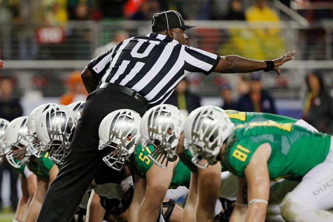SANTA CLARA, CA - DECEMBER 5: The Oregon Ducks wait for the signal by umpire Matt Jordan to begin a play against the Arizona Wildcats in the second quarter on December 5, 2014 during the Pac-12 Championship at Levi's Stadium in Santa Clara, California. Oregon won 51-13. (Photo by Brian Bahr/Getty Images)