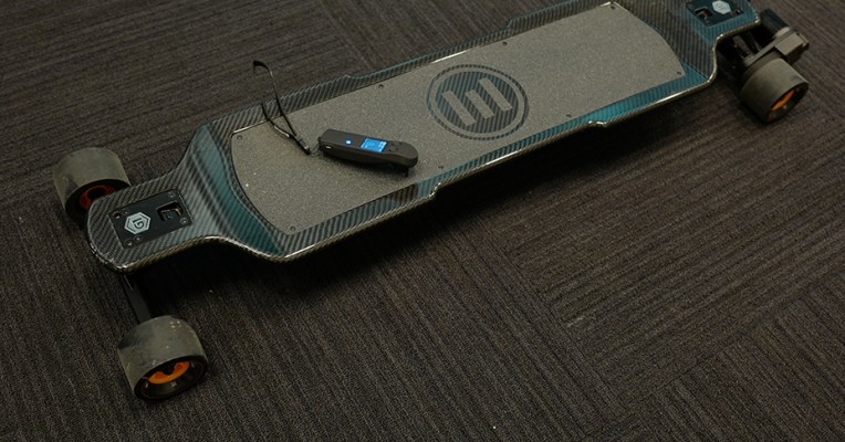 Evolve's GT carbon fiber electric skateboard is fast but far from the best - TechCrunch