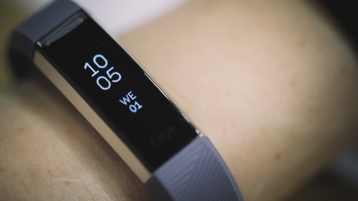 Fitbit posted a weaker-than-expected quarter and its shares are crashing