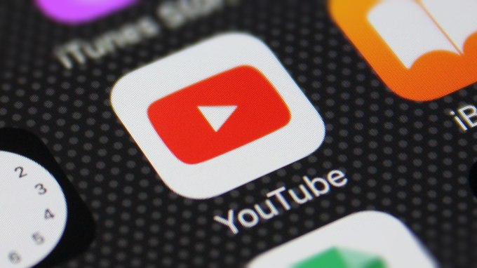 YouTube starts delivering ‘breaking news’ on its homepage across platforms