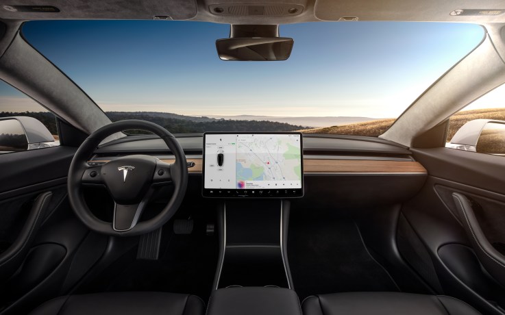 Tesla vehicles to get a “major navigation overhaul” in 2018