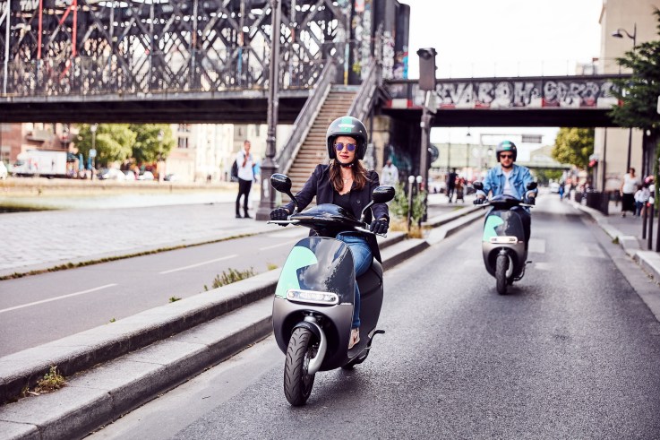 Coup launches new electric scooter service in Paris and faces off with Cityscoot