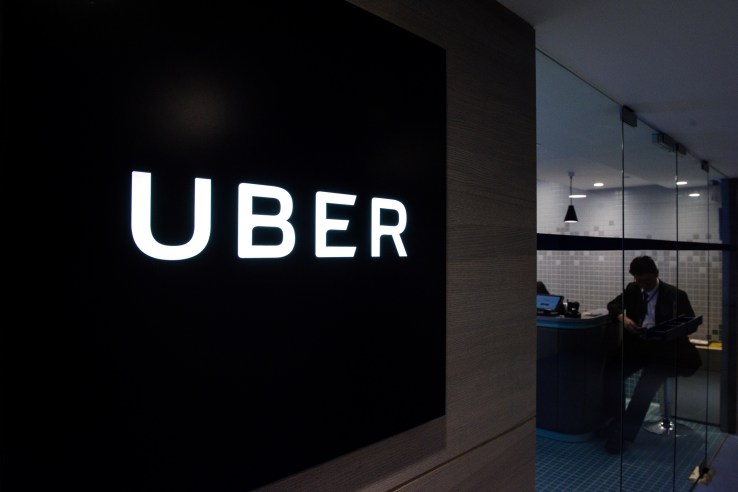 Uber lands investment from Singapore’s largest taxi operator in blow to rival Grab