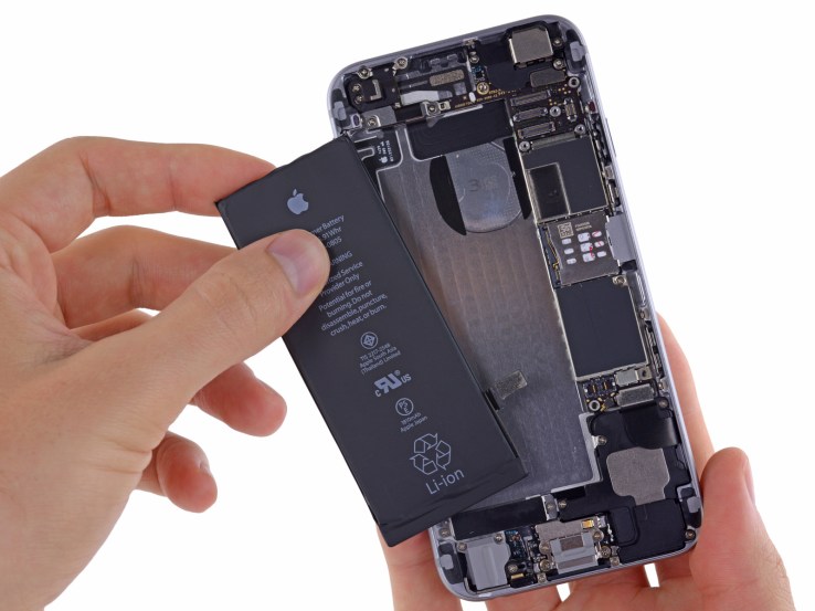 iFixit drops its iPhone battery replacement to $29, matching Apple’s apology price